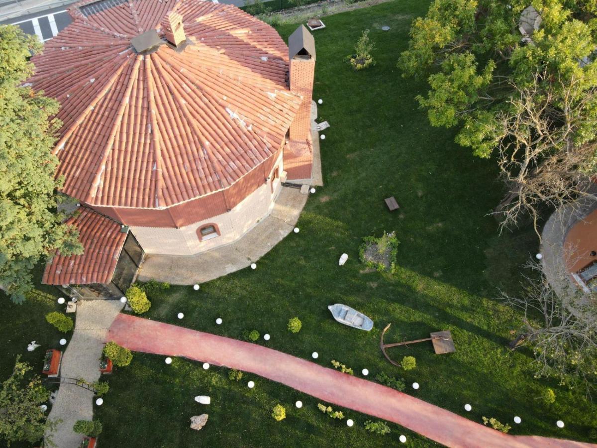 Trikos Boutique Hotel Истанбул Екстериор снимка
