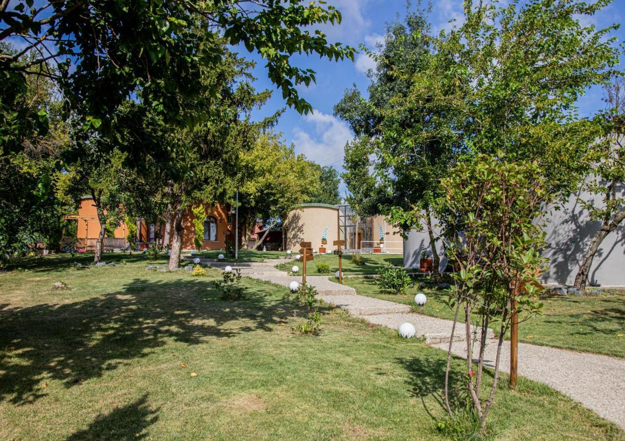 Trikos Boutique Hotel Истанбул Екстериор снимка